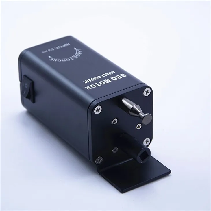 Silnik rożna do grilla o prędkości 8 obr./min z ładowaniem za pośrednictwem kabla USB